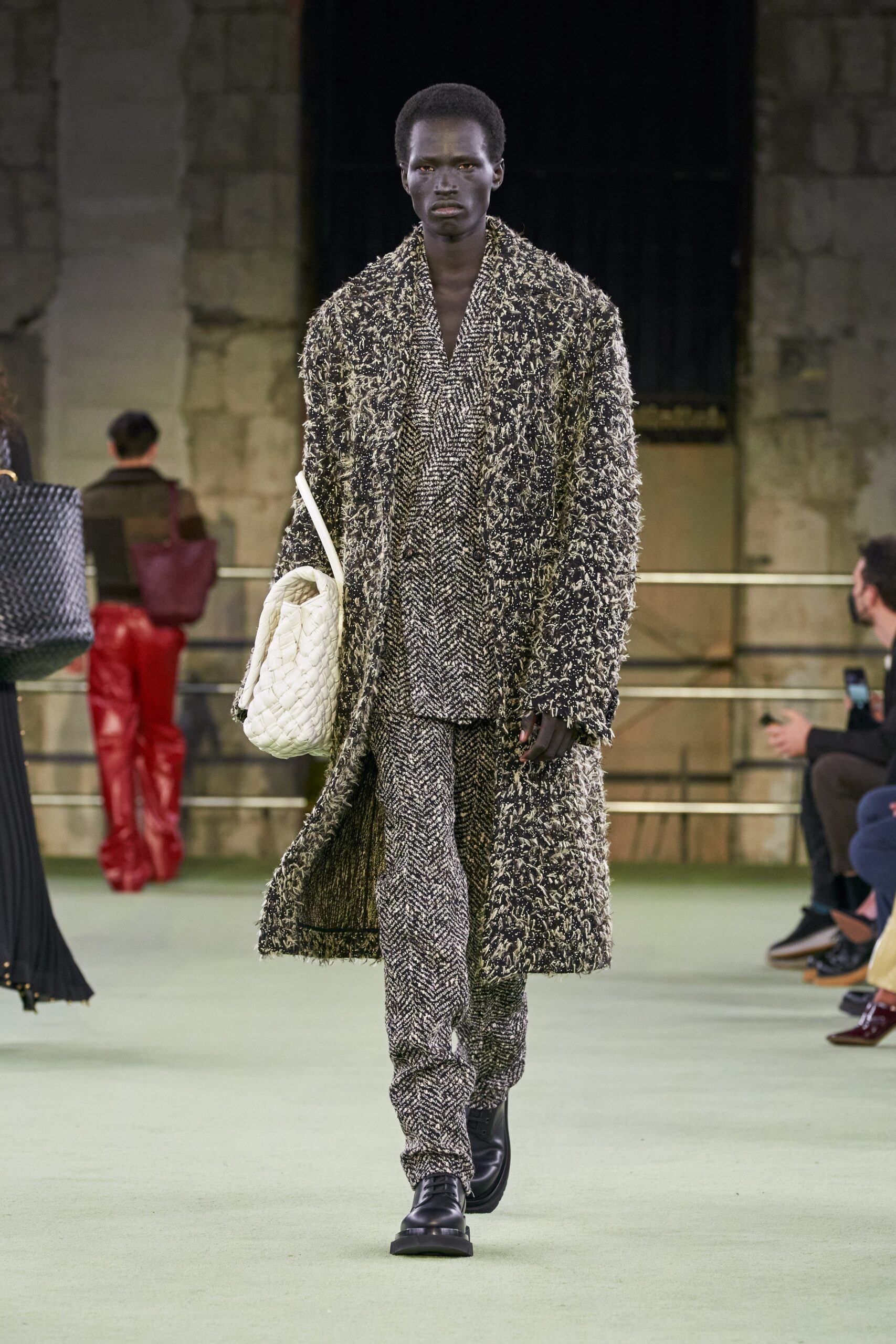 Bottega Veneta F/W 22 Look 719