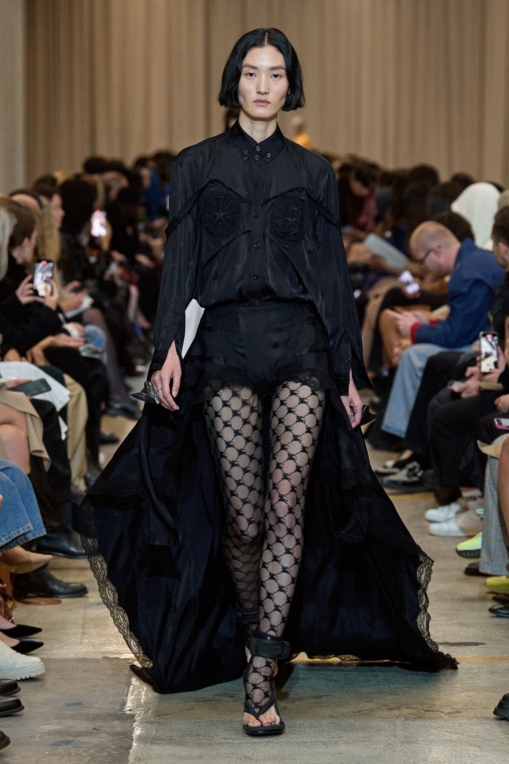 Burberry S/S 23 Look 762