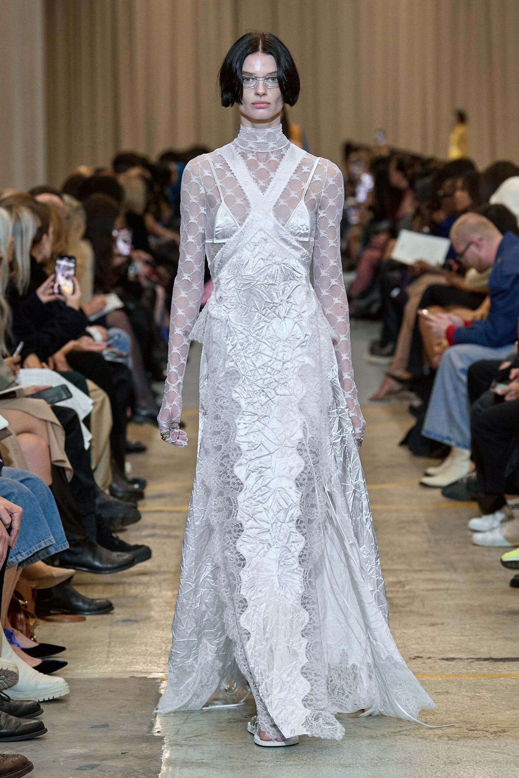 Burberry S/S 23 Look 786