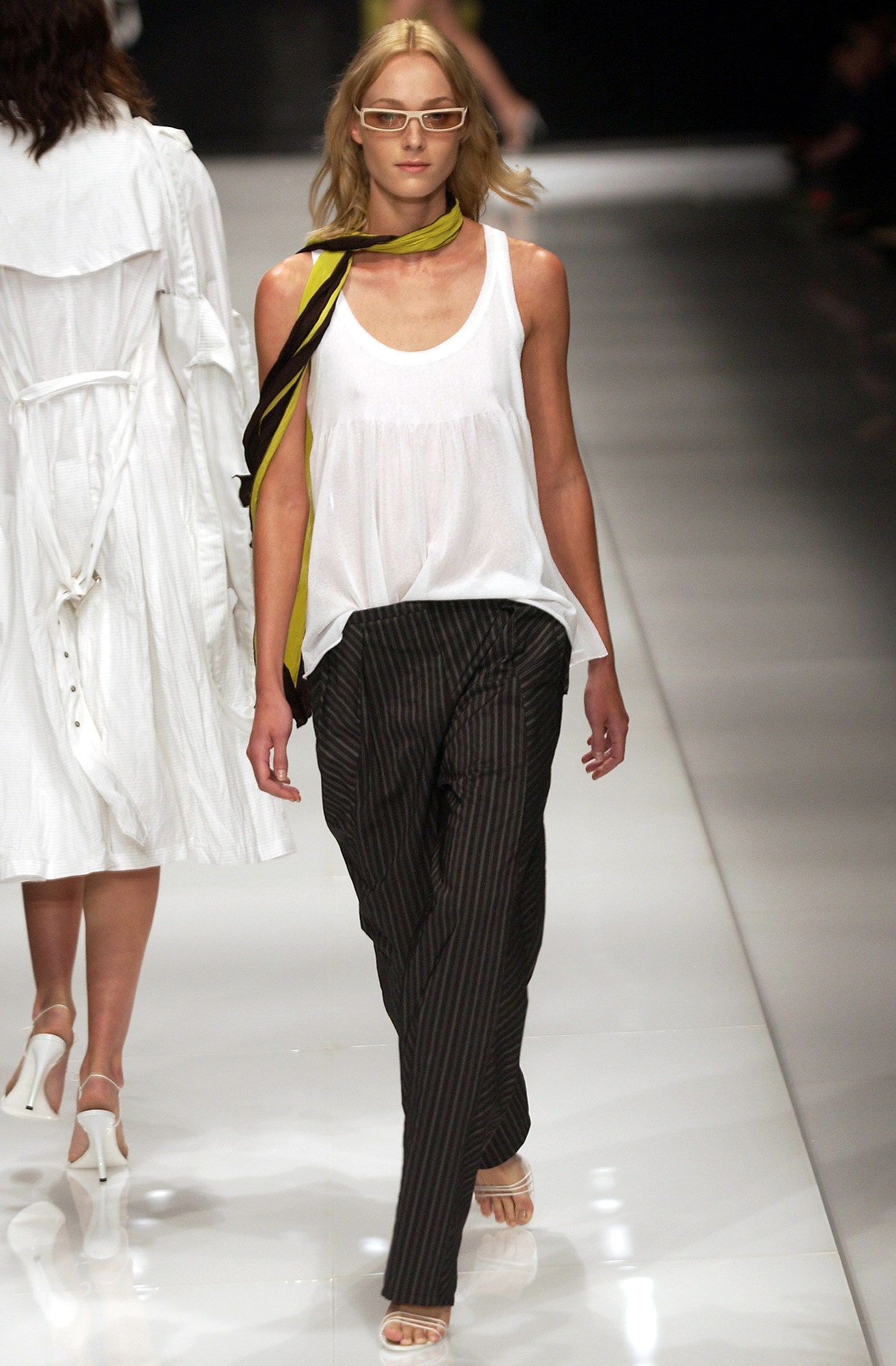 Burberry S/S 04 Look 46