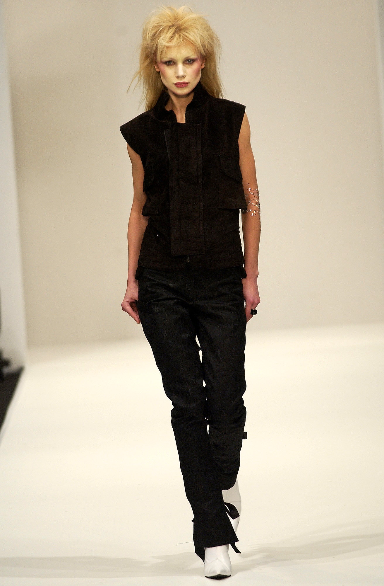 Boudicca F/W 03 Look 71
