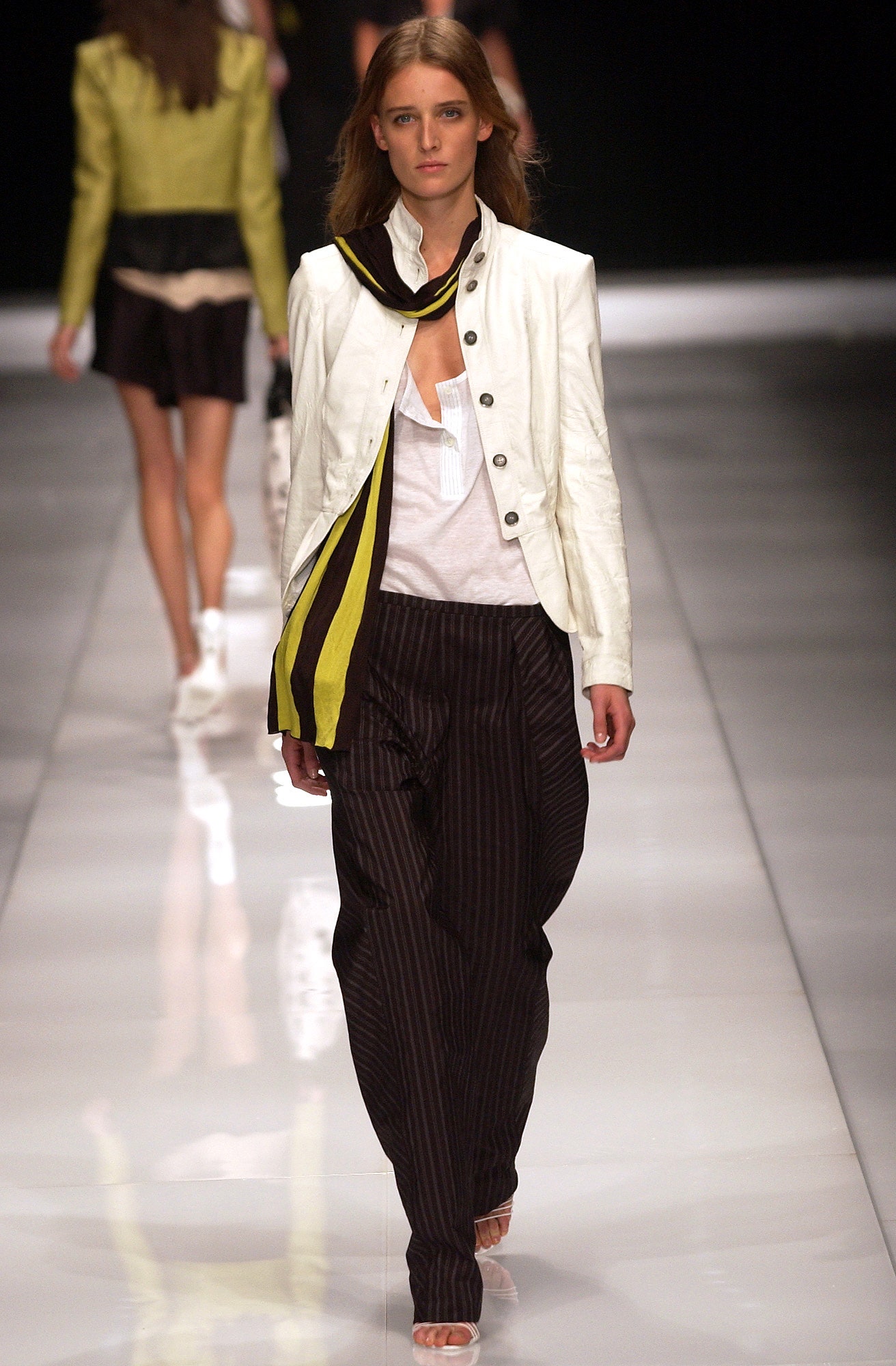 Burberry S/S 04 Look 81