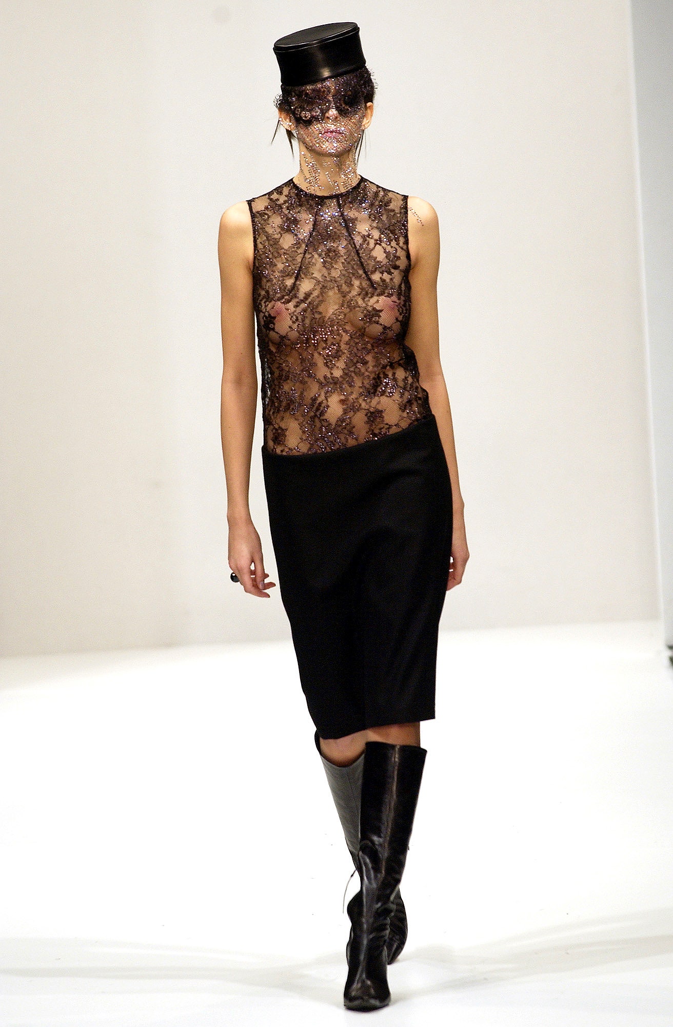 Boudicca F/W 03 Look 111