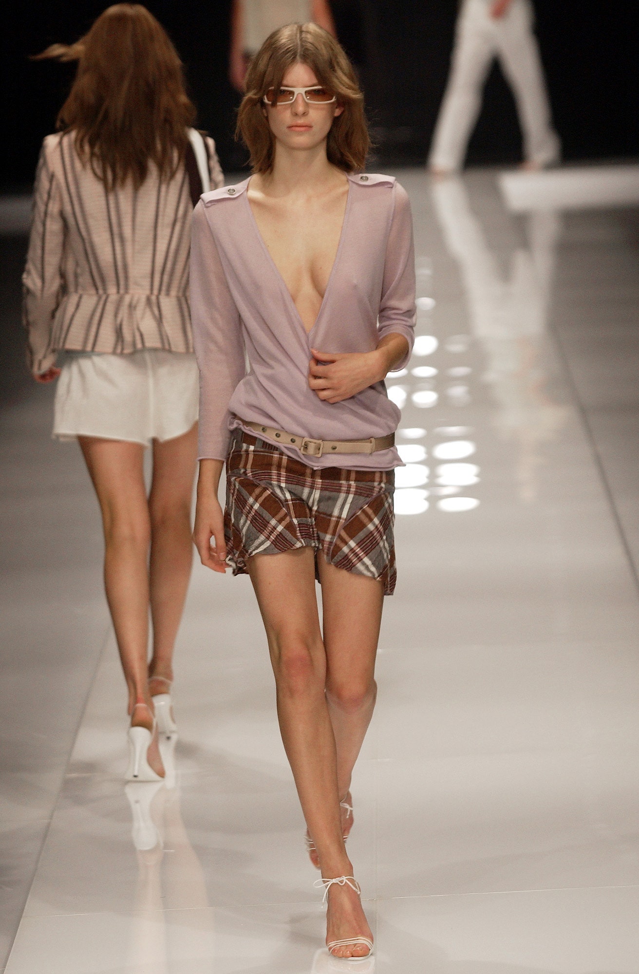 Burberry S/S 04 Look 121