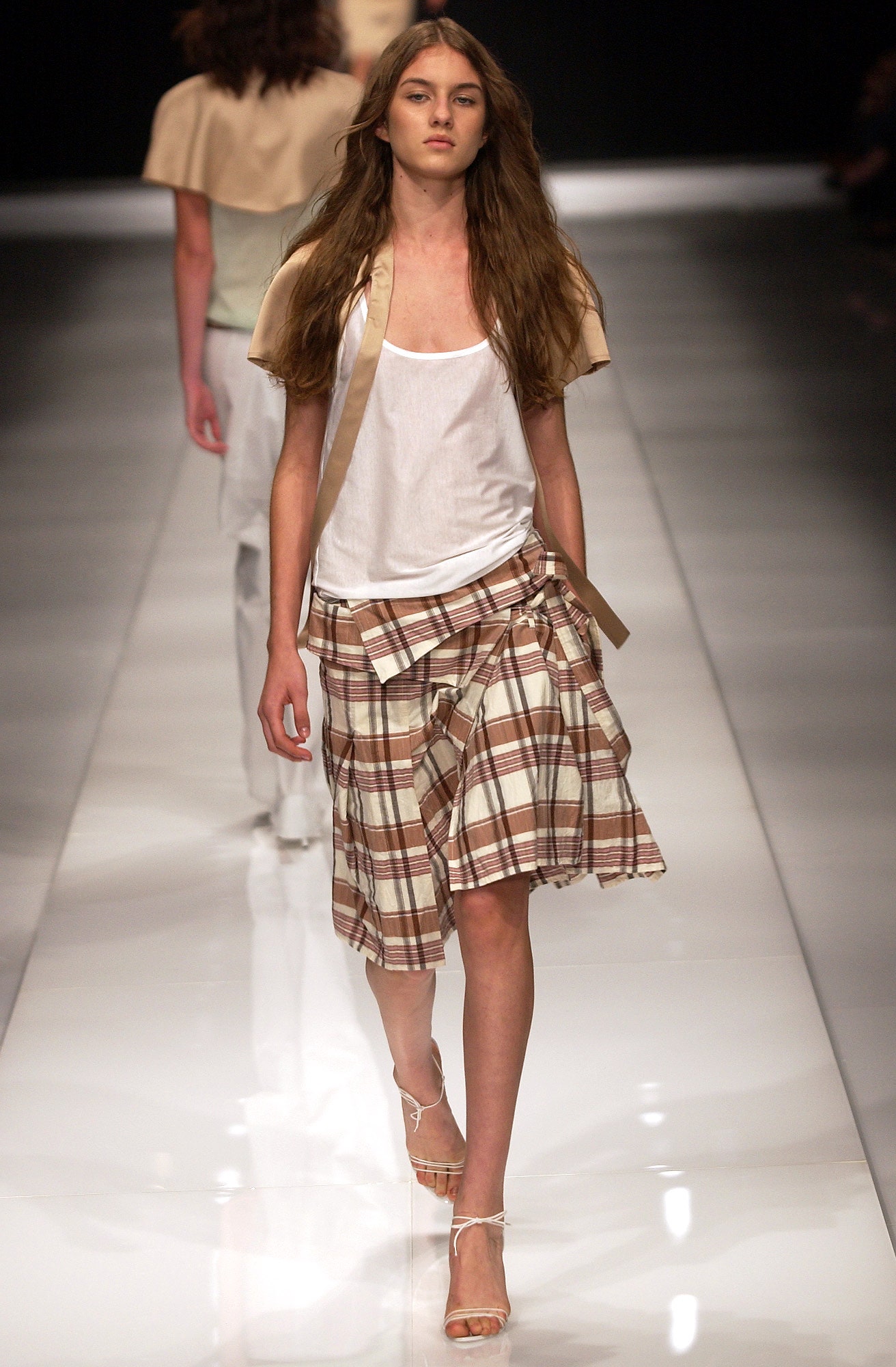 Burberry S/S 04 Look 129