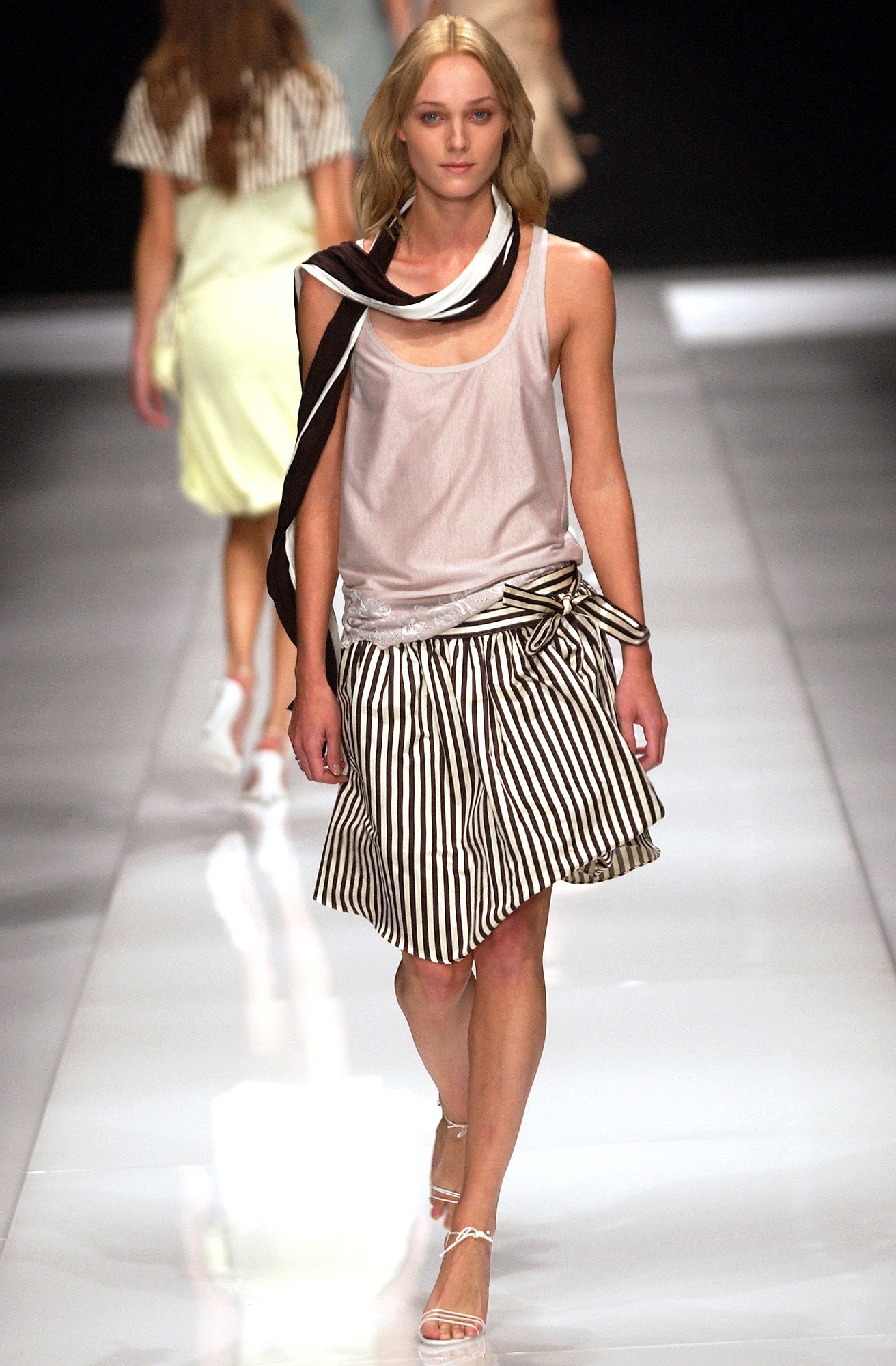 Burberry S/S 04 Look 175