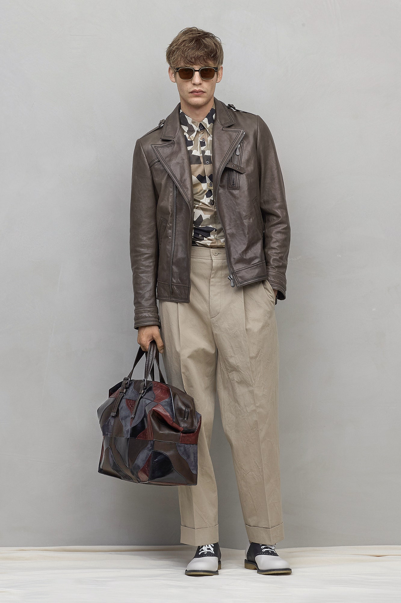 Bottega Veneta S/S 17 Menswear Look 1