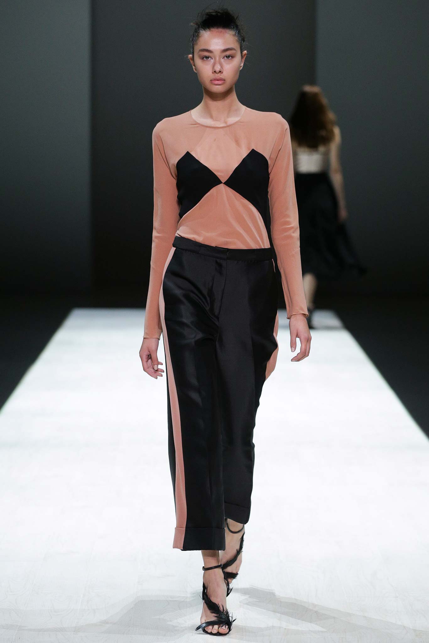 Bianca Spender Australia S/S 15 Look 203