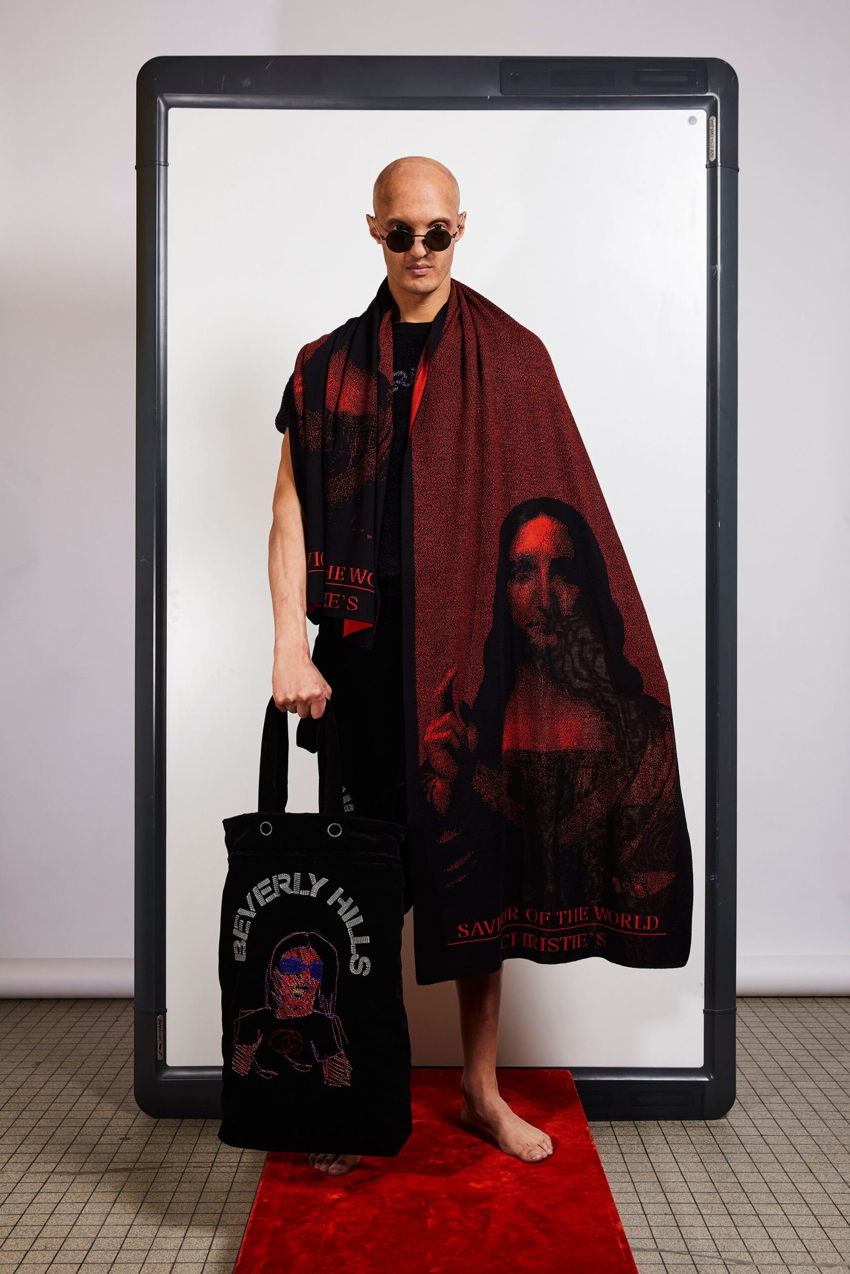 red black printed knit scarf