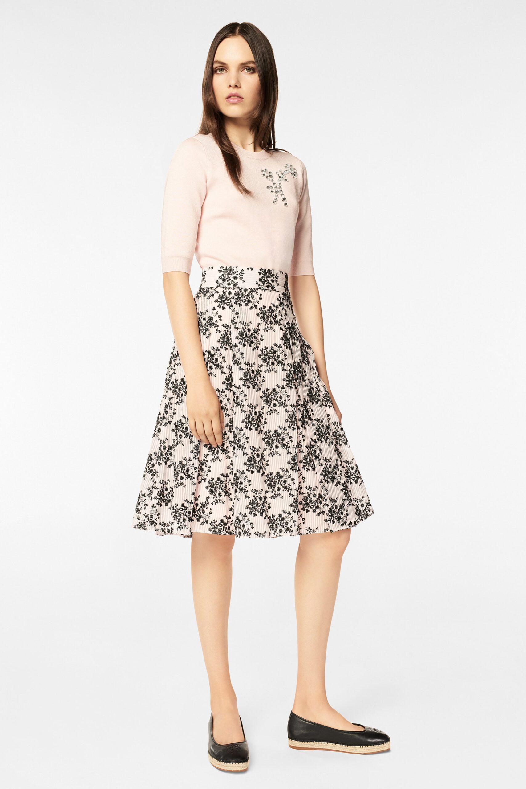 black floral pleated midi skirt