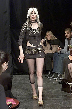 Betsey Johnson F/W 00 Look 125