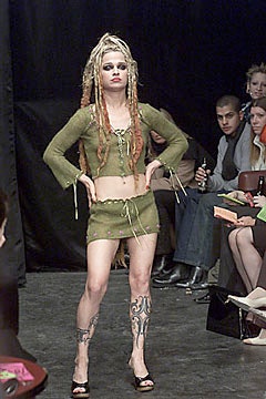 Betsey Johnson F/W 00 Look 129