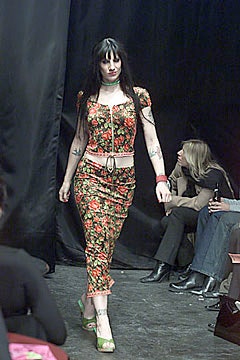 Betsey Johnson F/W 00 Look 206