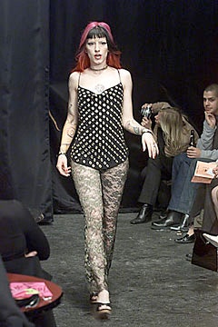 Betsey Johnson F/W 00 Look 225
