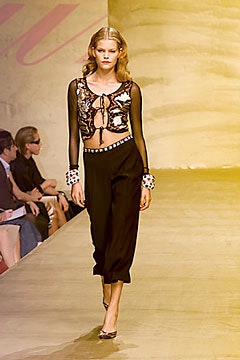 Blumarine S/S 00 Look 33