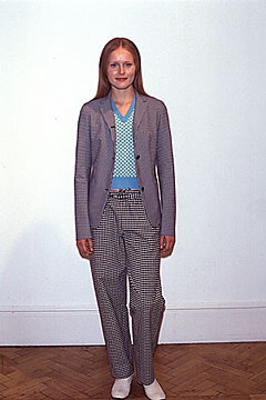 Burberry S/S 00 Look 3