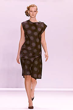 Bill Blass S/S 01 Look 25