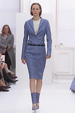 Burberry S/S 01 Look 20