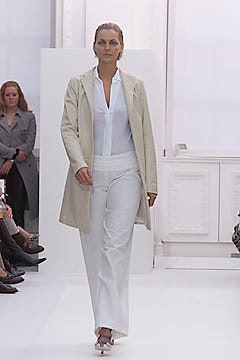 Burberry S/S 01 Look 52