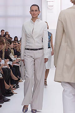 Burberry S/S 01 Look 58