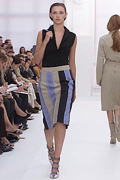 Burberry S/S 01 Look 90