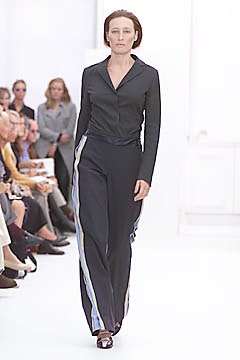 Burberry S/S 01 Look 116