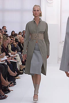 Burberry S/S 01 Look 150