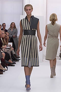 Burberry S/S 01 Look 166
