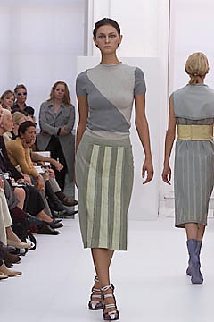 Burberry S/S 01 Look 177