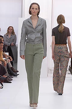 Burberry S/S 01 Look 201