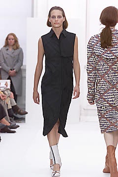 Burberry S/S 01 Look 278
