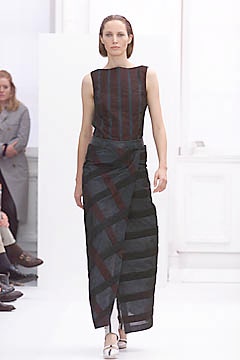Burberry S/S 01 Look 287