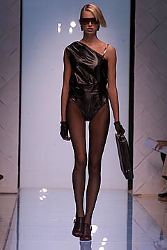 Bottega Veneta S/S 01 Look 1