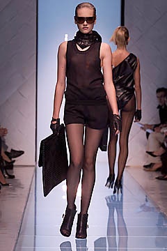 Bottega Veneta S/S 01 Look 7
