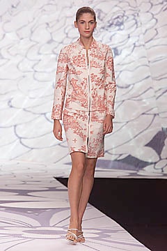 Cacharel S/S 01 Look 25