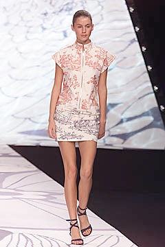 Cacharel S/S 01 Look 55