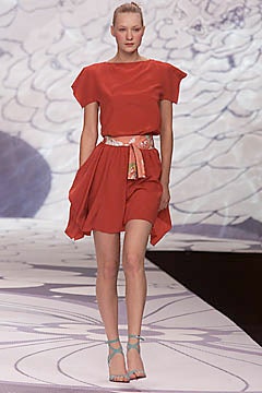 Cacharel S/S 01 Look 302