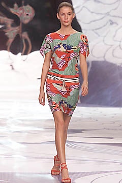 Cacharel S/S 01 Look 318