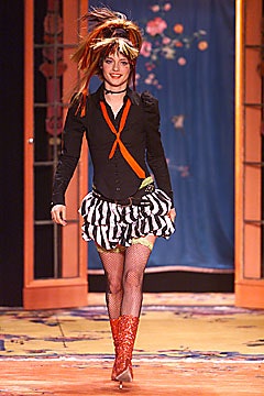 Betsey Johnson F/W 01 Look 89