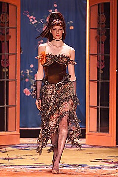 Betsey Johnson F/W 01 Look 221