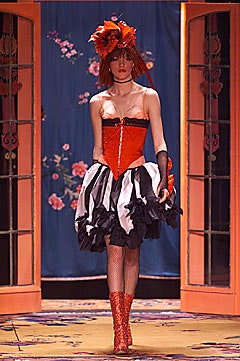 Betsey Johnson F/W 01 Look 260