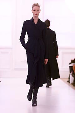 Burberry F/W 01 Look 121