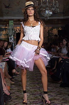 Betsey Johnson S/S 02 Look 89