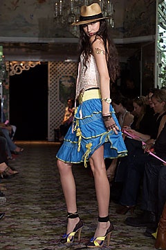 Betsey Johnson S/S 02 Look 149
