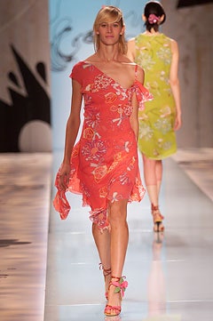 Cacharel S/S 02 Look 29
