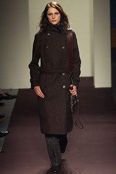 Burberry F/W 02 Look 30