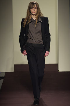 Burberry F/W 02 Look 54