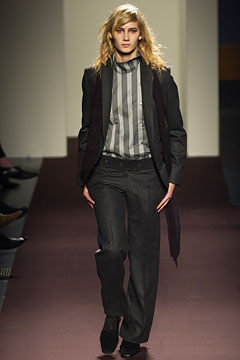 Burberry F/W 02 Look 62