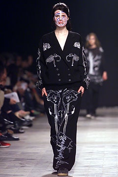 Bernhard Willhelm F/W 02 Look 138