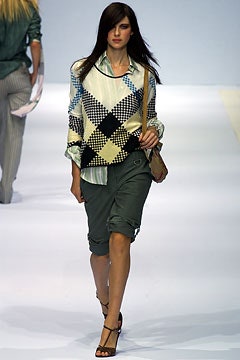 Burberry S/S 03 Look 15